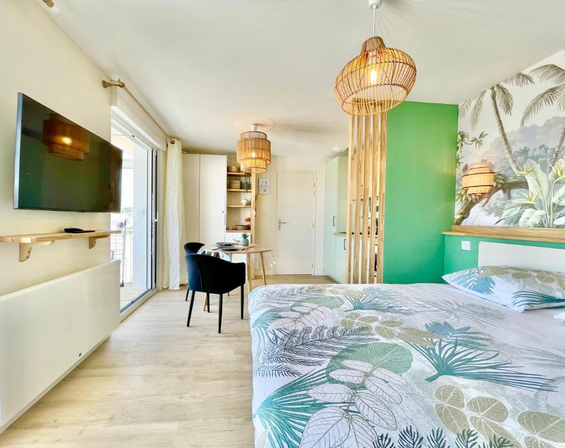 Le Phare Ouest - 80 M De La Mer - Vue Ocean Sur Le Balcon - Entierement Renove - Internet Haut Debit - Nouveau Ploemeur Eksteriør billede